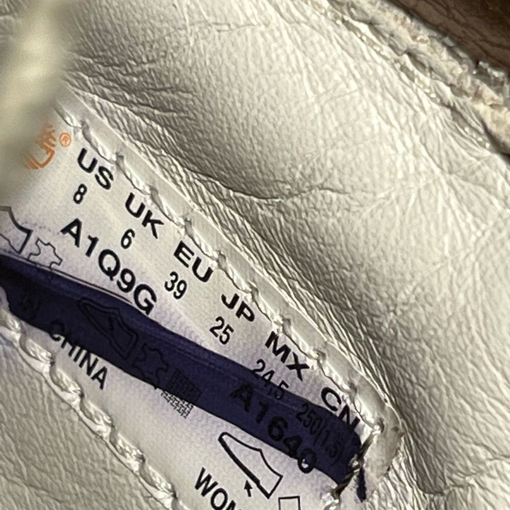 Timberland Women’s Classic Boot   - Picture 15 of 16